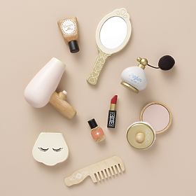 Trousse de maquillage avec accessoires en bois